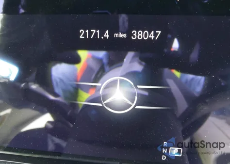 2021 Mercedes-Benz E 350 4Matic z USA, uszkodzony, nr VIN W1KZF8EB8MA962129